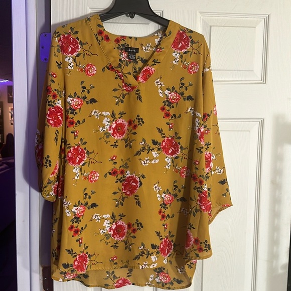 Justify Tops - Justify V-Neck Yellow Floral Pattern Blouse 1x